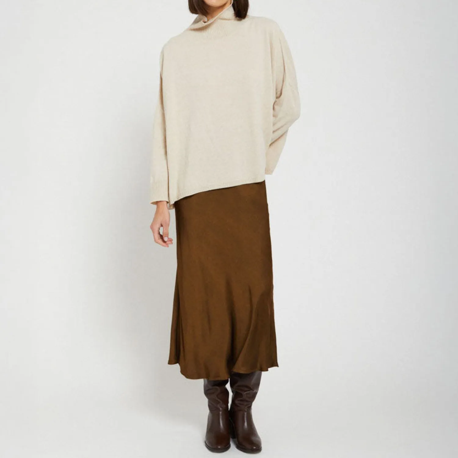 OTTOD AME Cashmere Blend Flared Jumper In Ecru