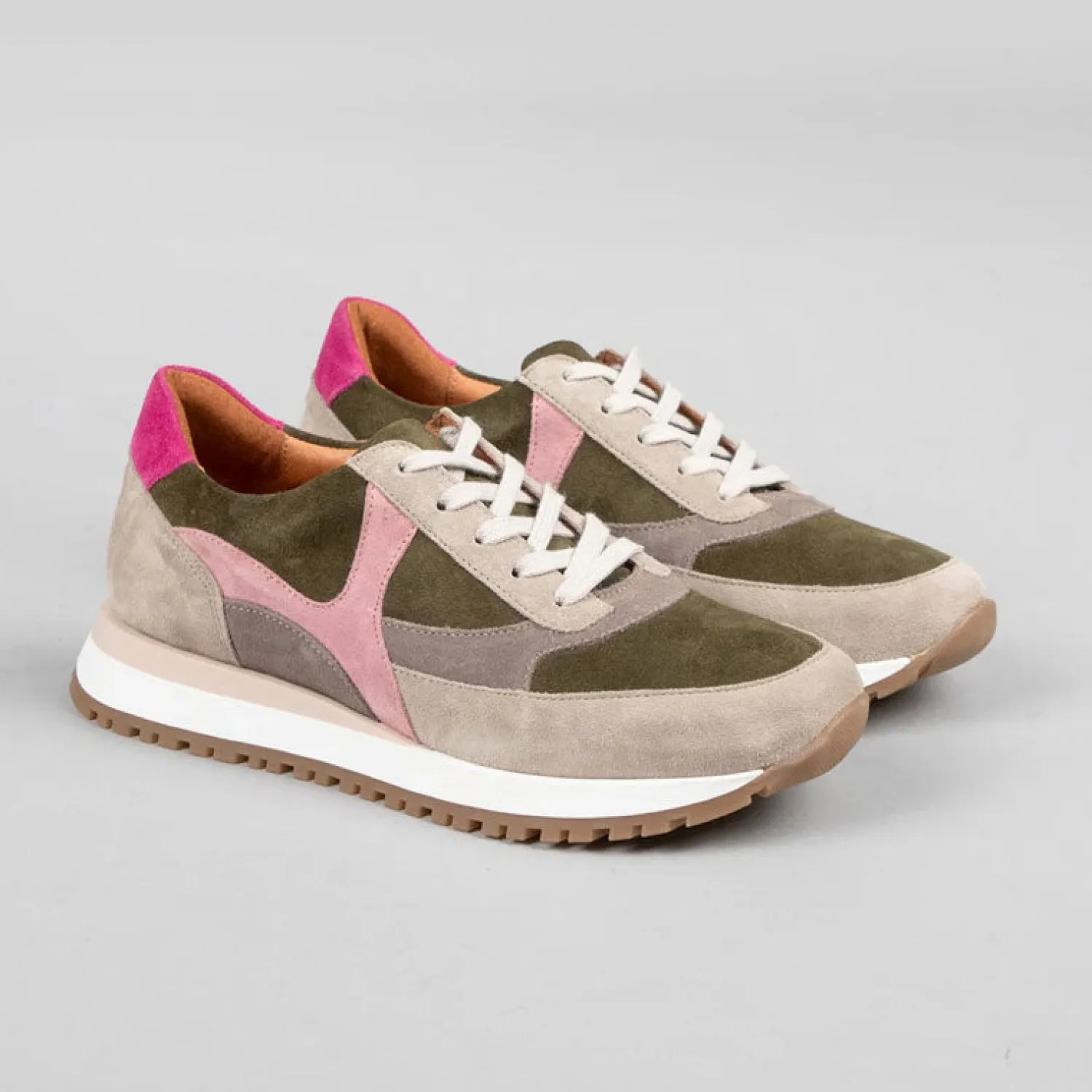 ESSKA Cinda Trainers In Khaki