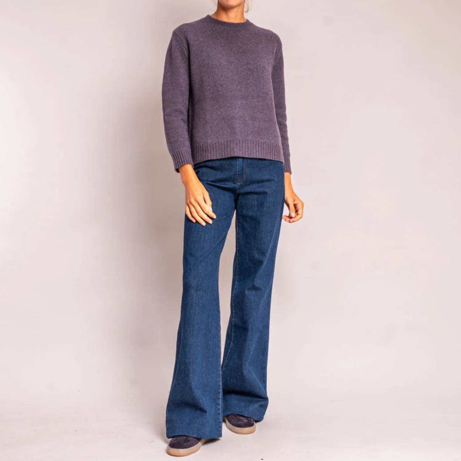 CASH CA Classic Neat Crew Neck Knit In Damson