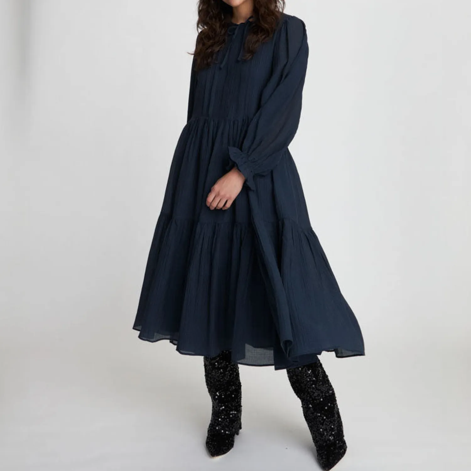 STELLA NOVA Crispy Midi Dress In Navy