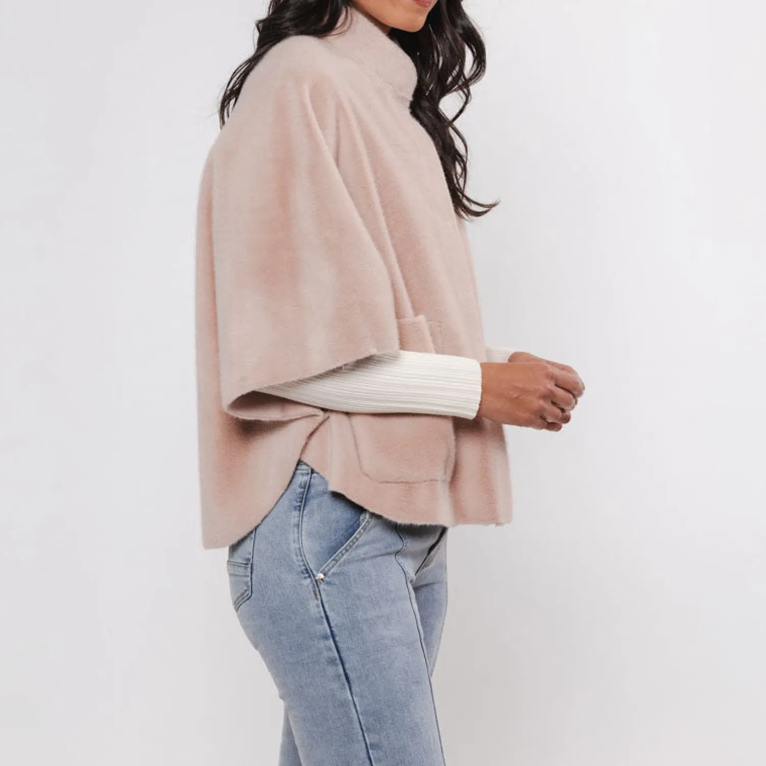 RINO & PELLE Dewi Faux Fur Cape In Powder