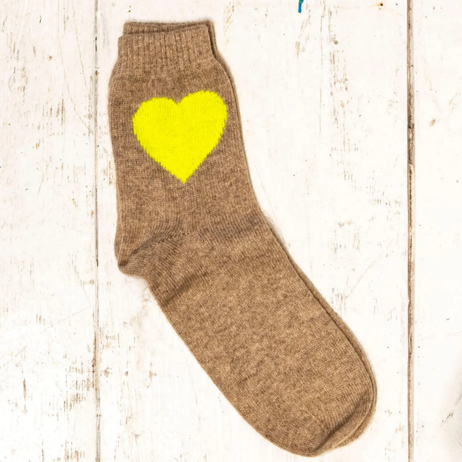 JUMPER1234 Heart Socks In Light Brown/Neon Yellow