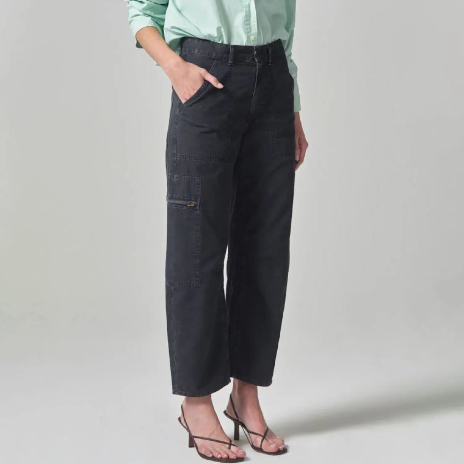 CITIZENS OF HUMANITY Marcelle Low Slung Sateen Cargo Pants In Washed Black