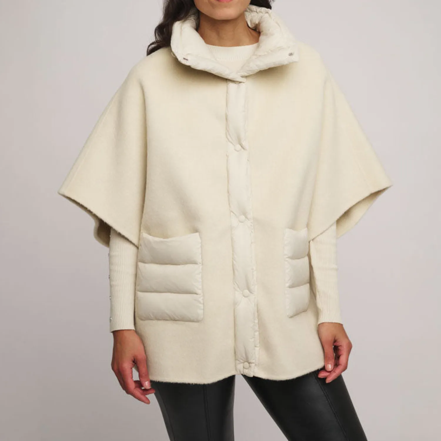 RINO & PELLE Mel Wool Cape In Birch