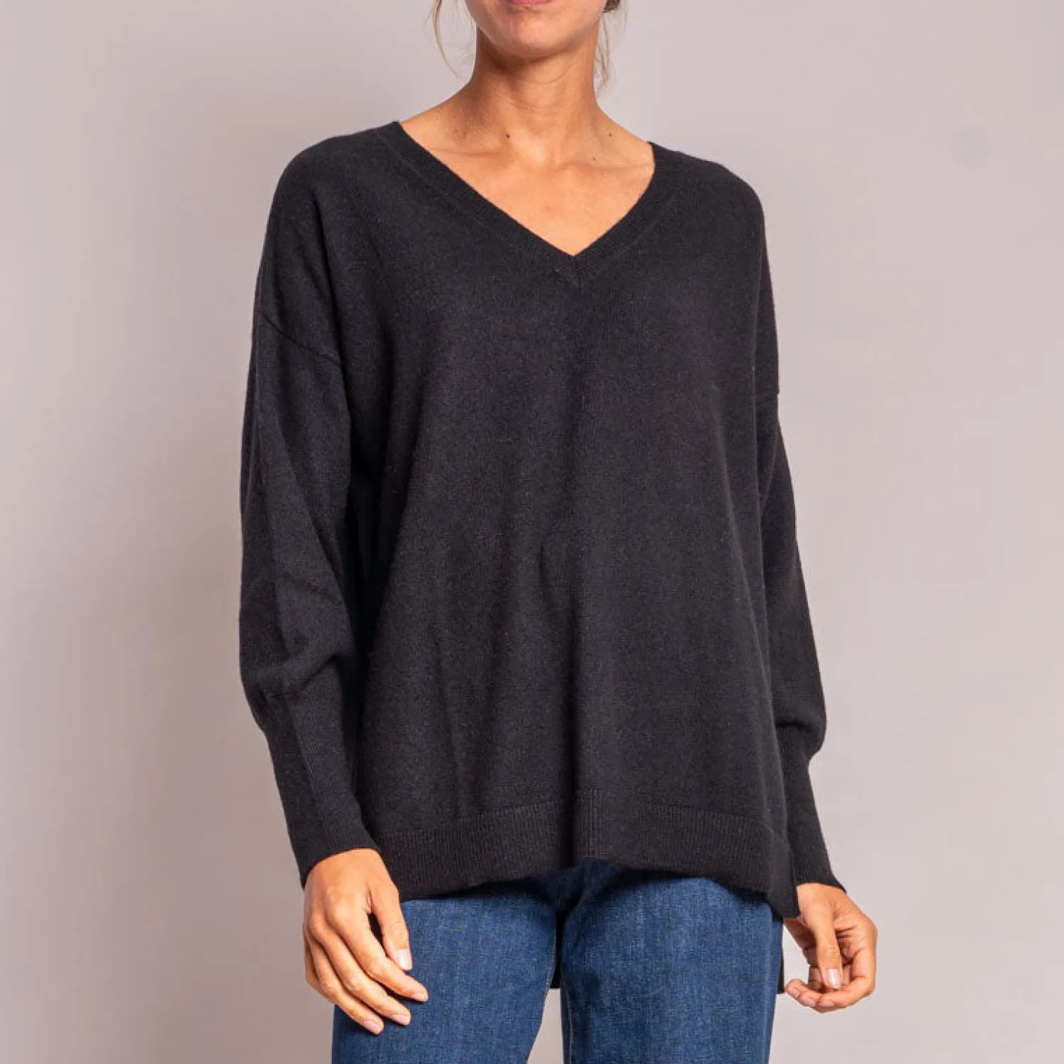 JUMPER1234 Oversize V Neck Jumper In Black