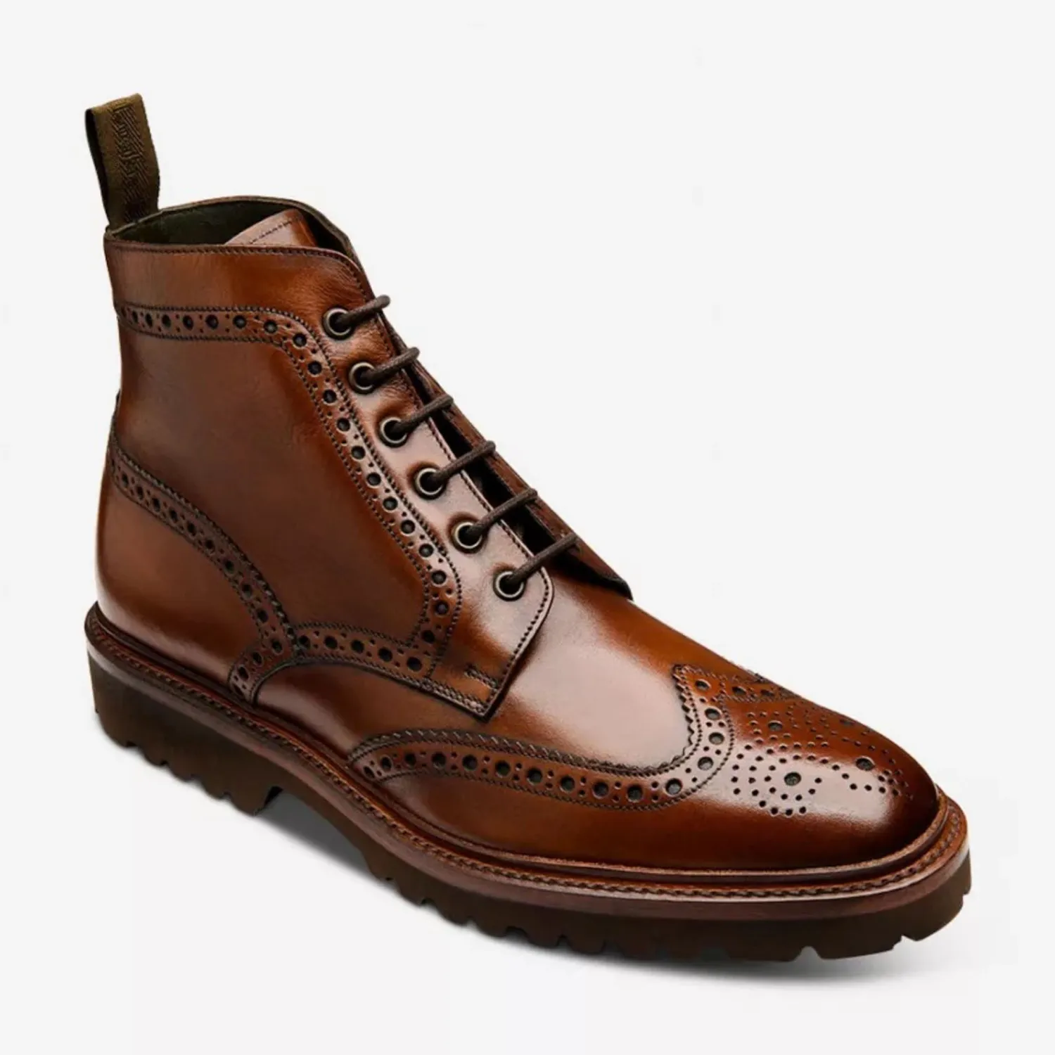 LOAKE Pegasus Derby Brogue Boots In Cedar