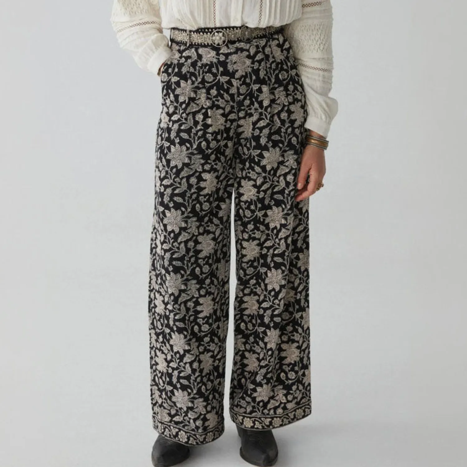 MAISON HOTEL Pepa Magnolia Pant In Black/White