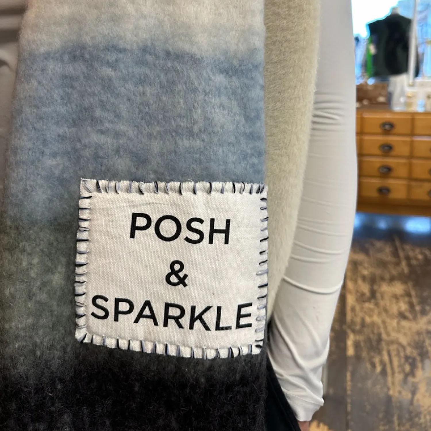 DE SIENA Posh Sparkle Resort Scarf In Navy/Grey