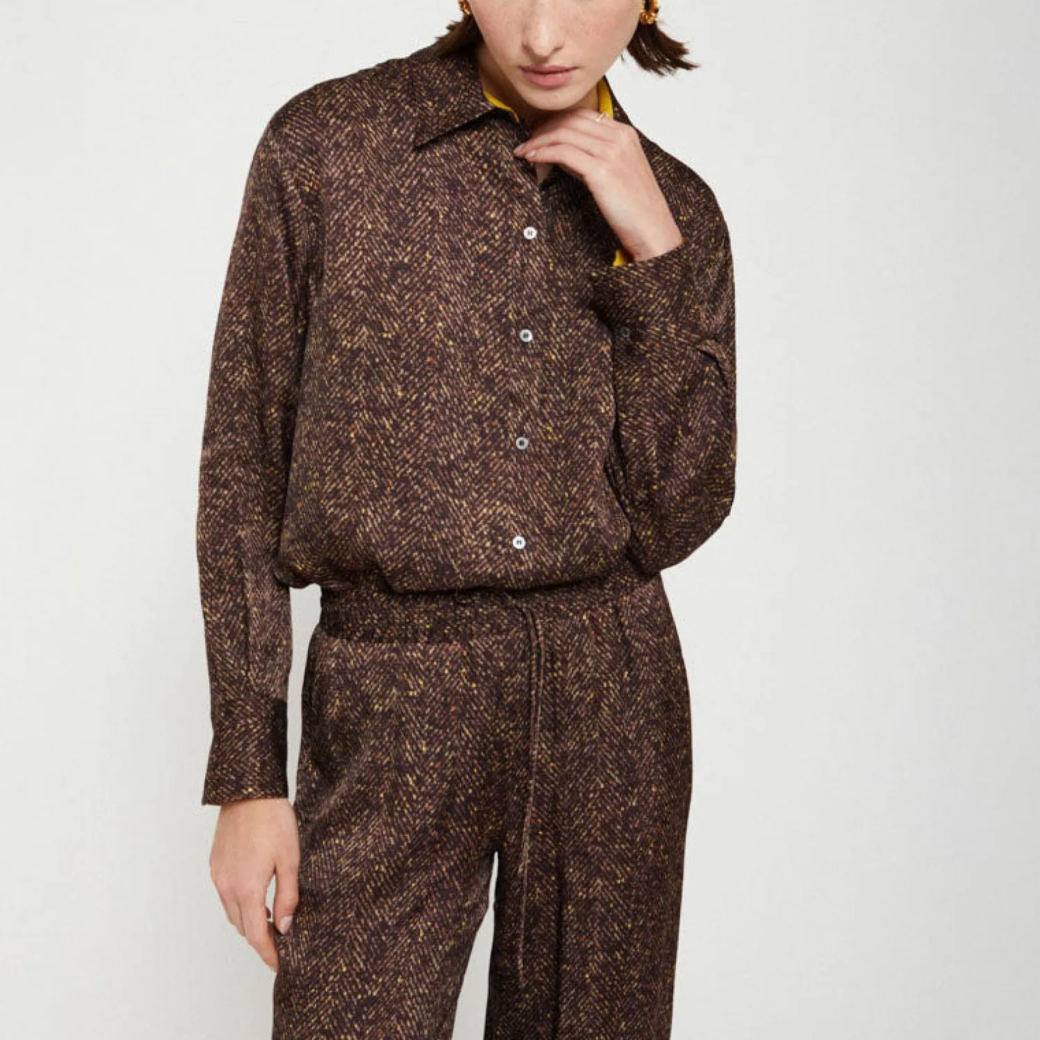 OTTOD AME Printed Herringbone Viscose Shirt In Chocolate