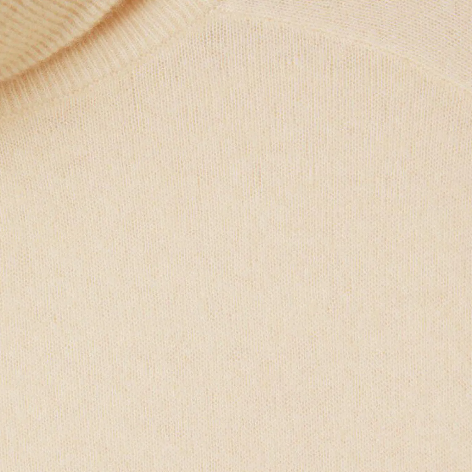 AMERICAN VINTAGE Raxow Roll Neck Jumper In Natural