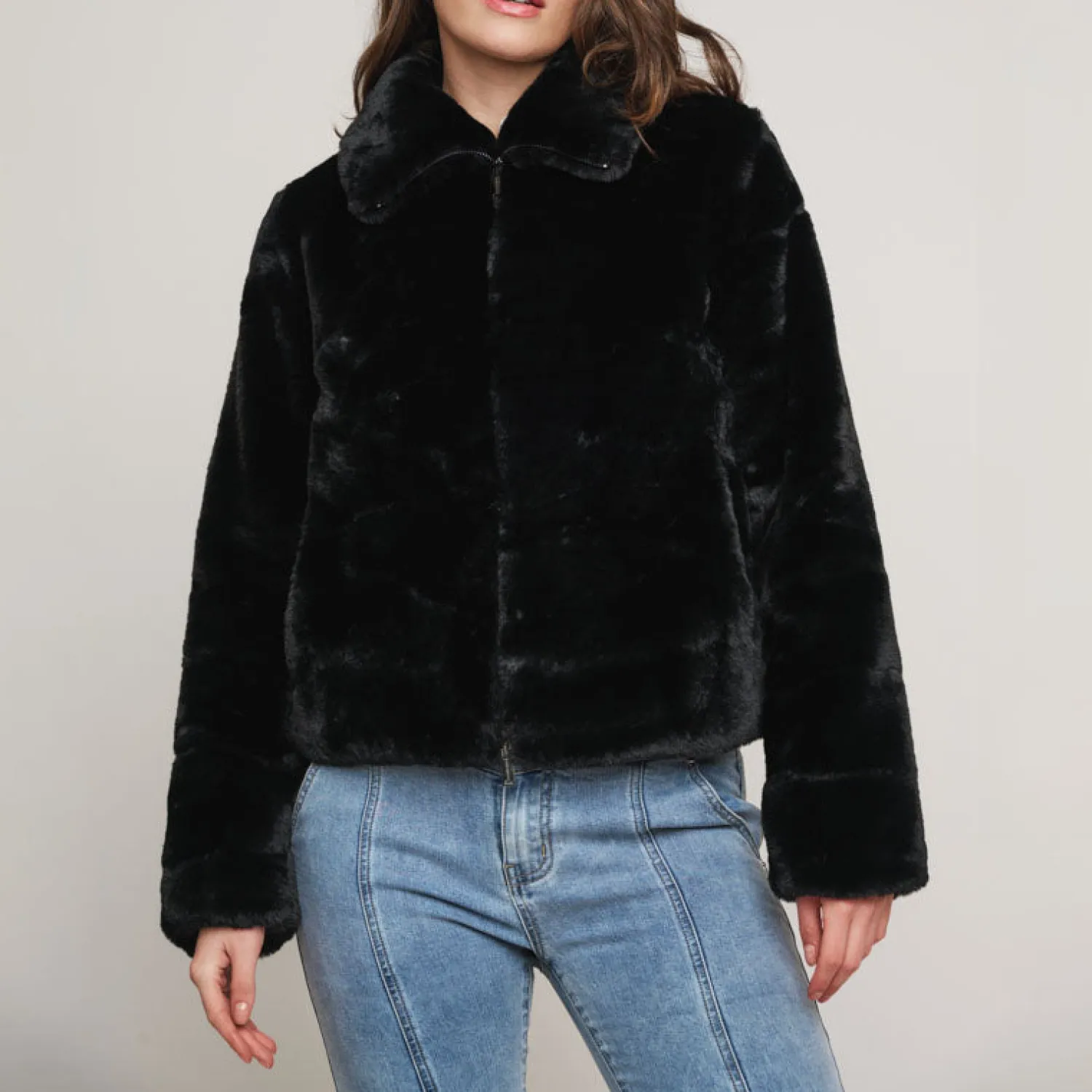 RINO & PELLE Sallie Faux Fur Jacket In Black