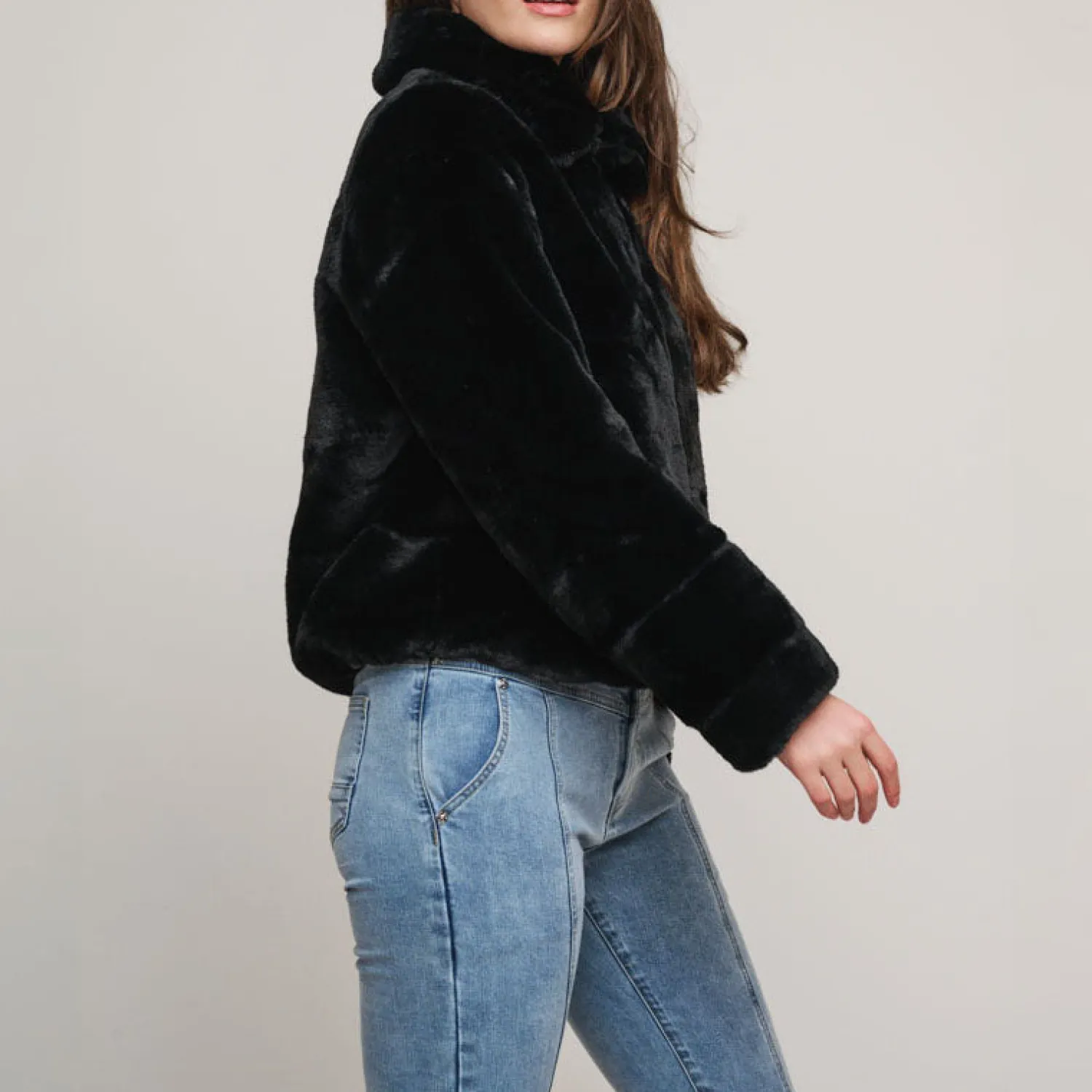 RINO & PELLE Sallie Faux Fur Jacket In Black