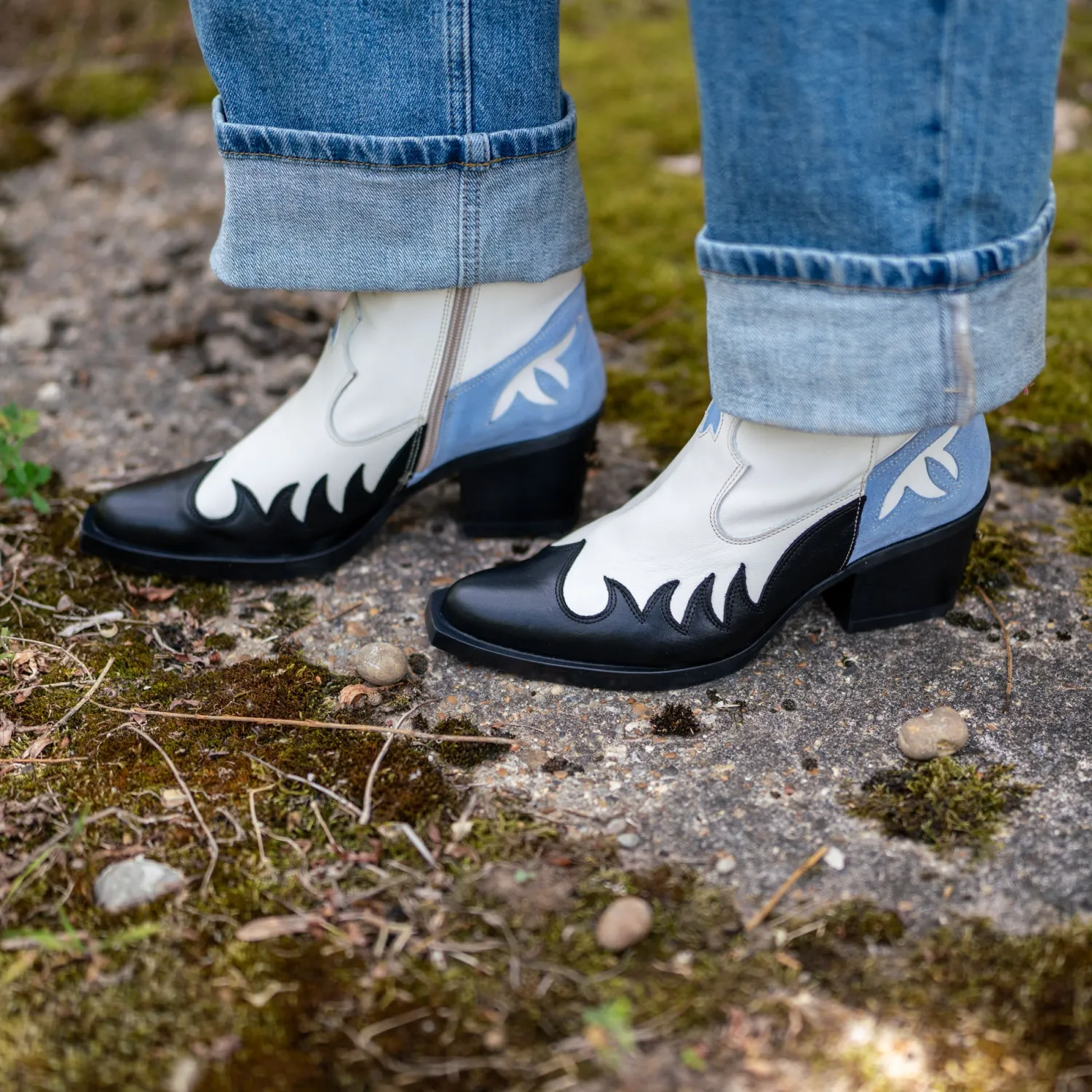 NEMONIC Sauvage Cowboy Boots In Black