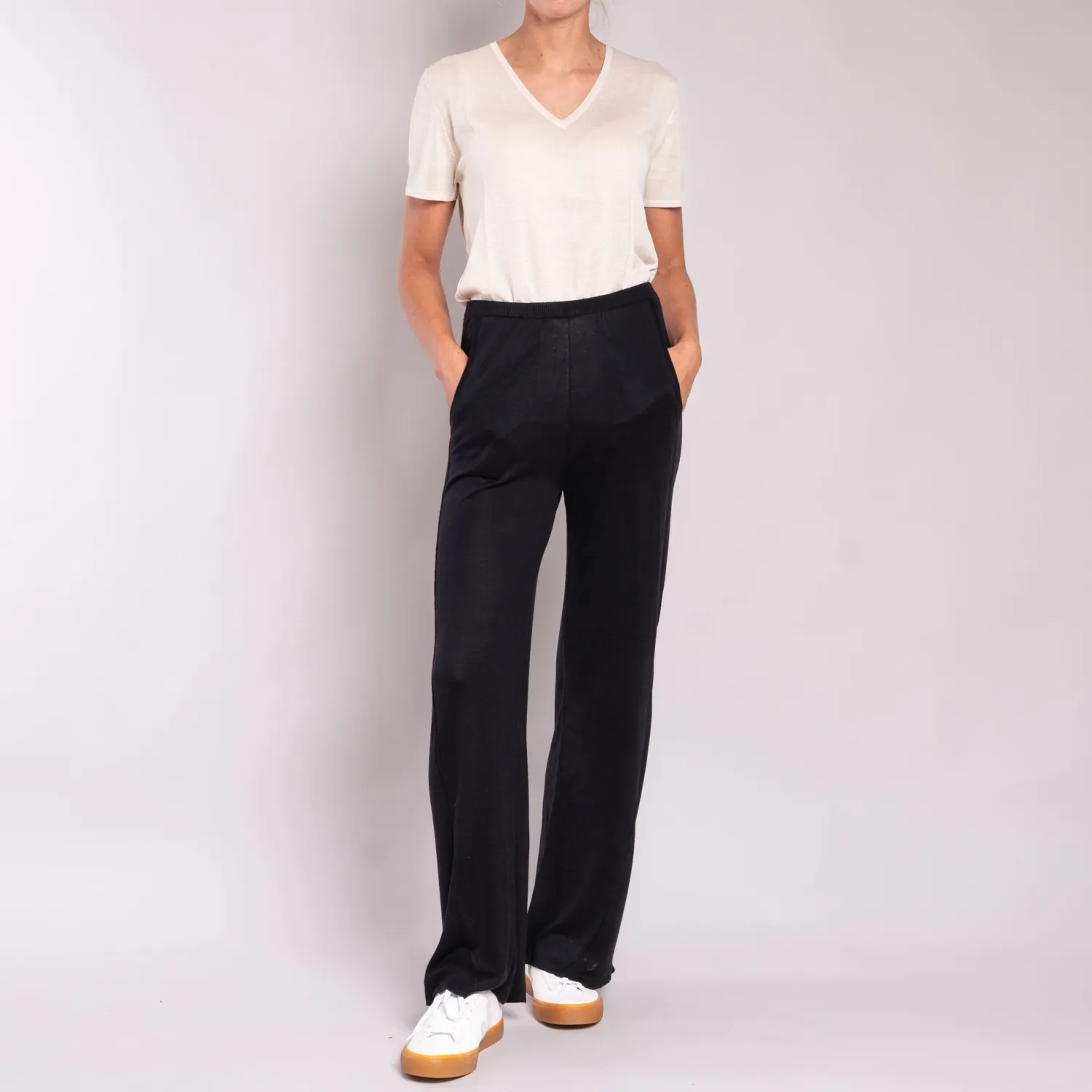 JEAN & TEMPLE Silk & Cashmere Trousers In Black