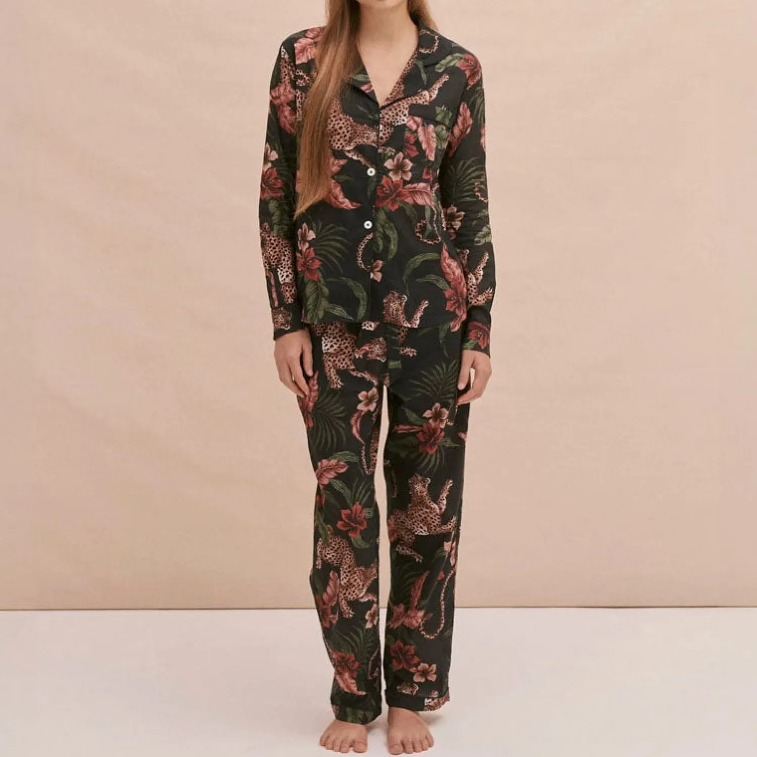 DESMOND & DEMPSEY Soleia Long PJ Set In Navy