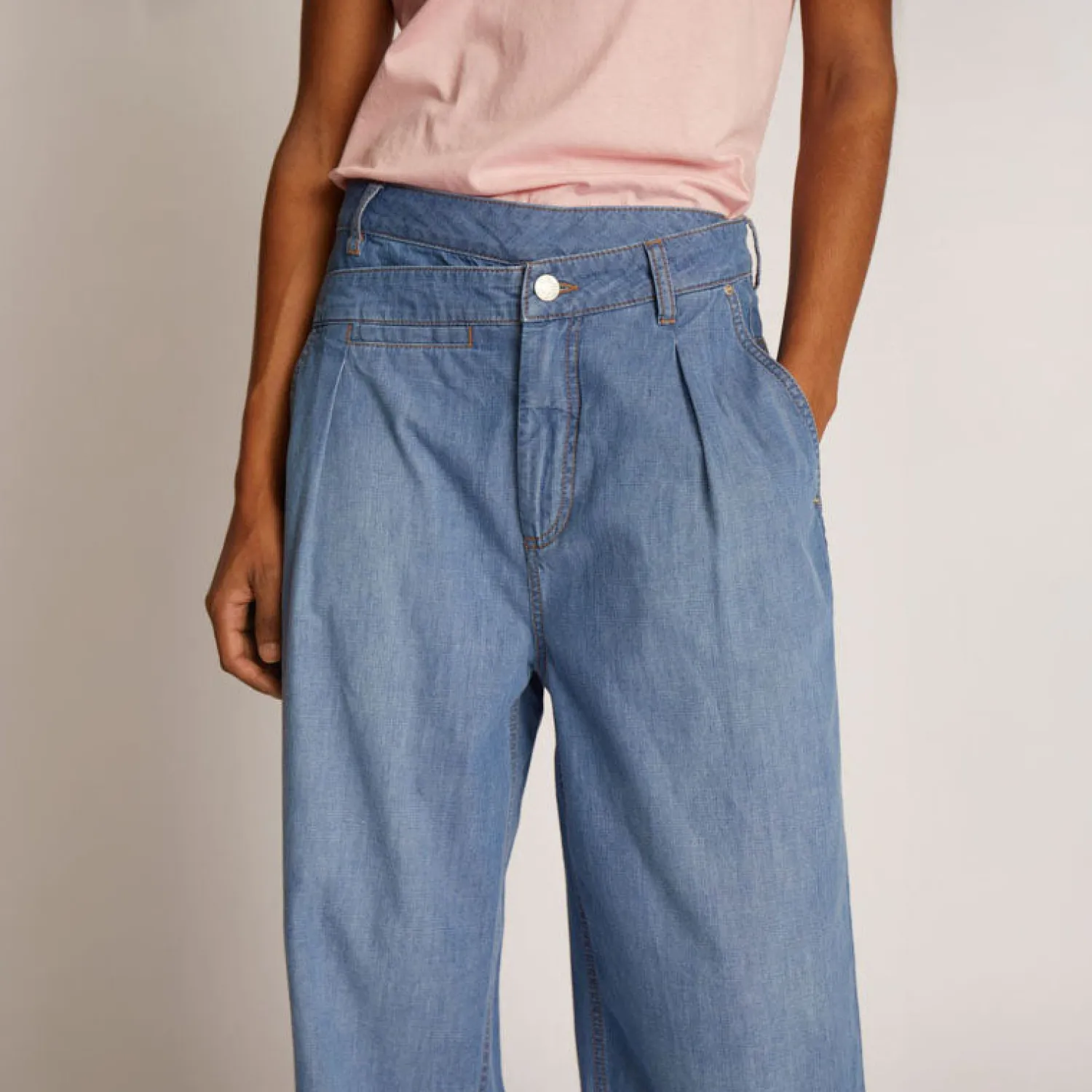 MUNTHE Talu Denim Trousers In Blue