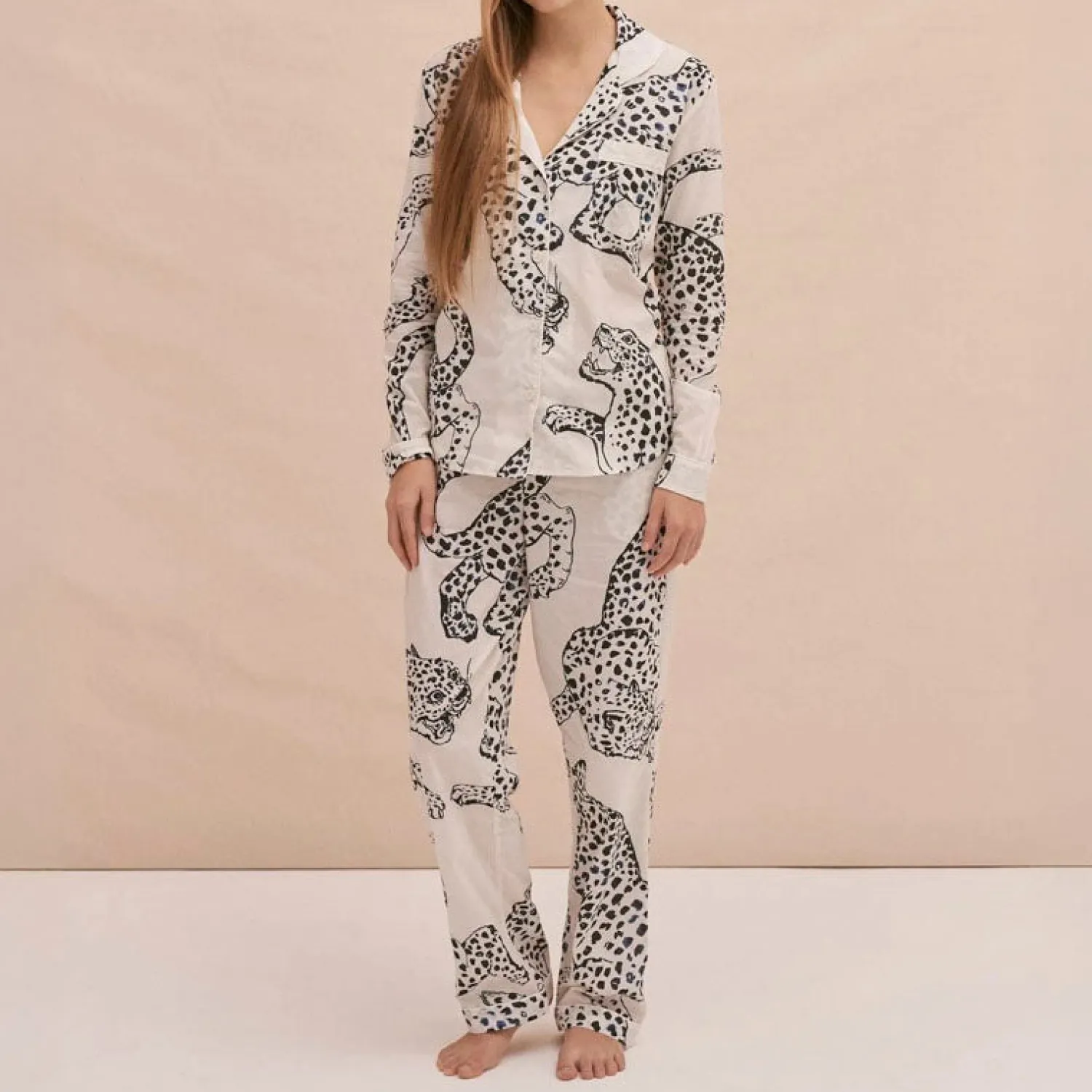 DESMOND & DEMPSEY The Jag Print Long PJ Set In Cream