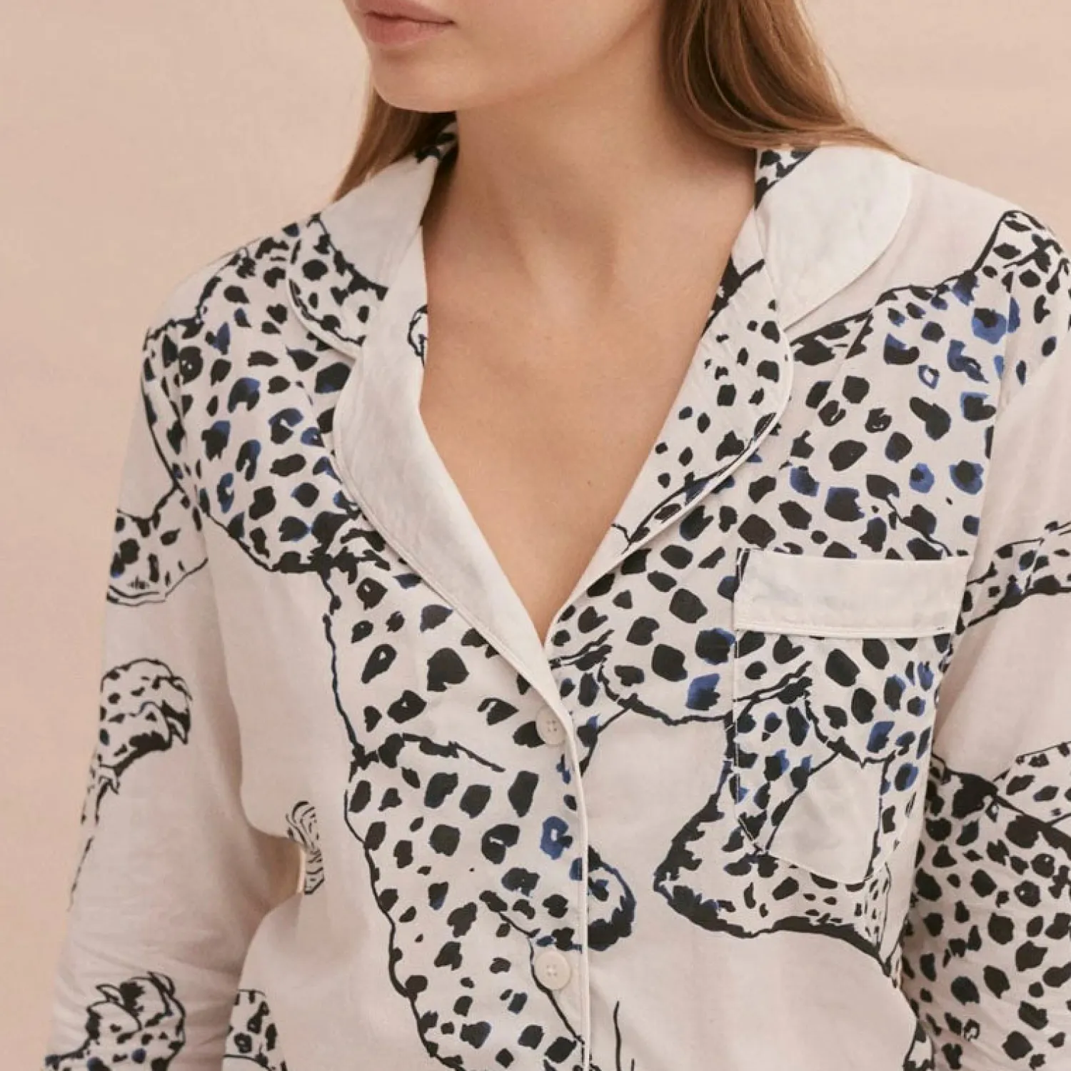 DESMOND & DEMPSEY The Jag Print Long PJ Set In Cream