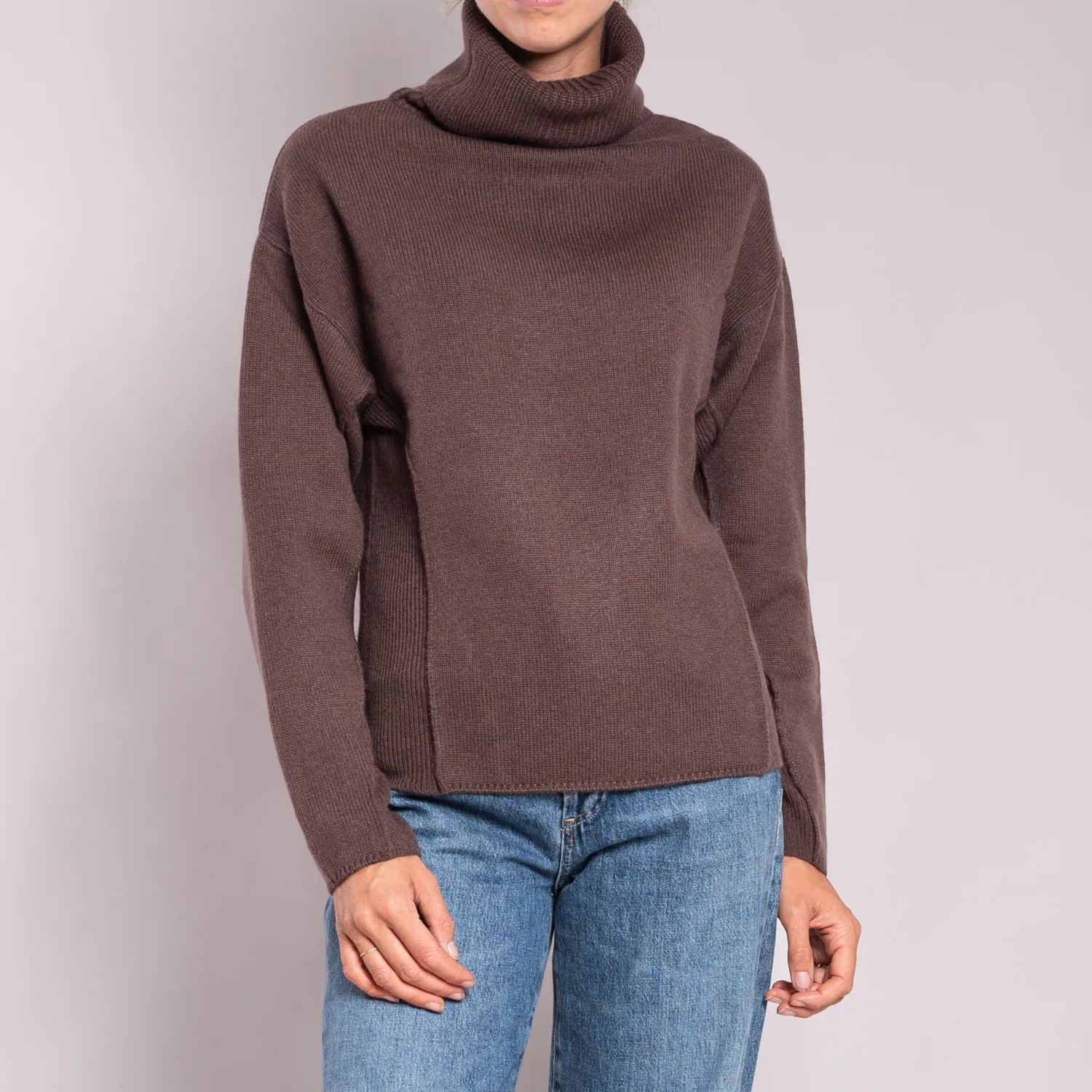 JEAN & TEMPLE Thick Roll Neck Jumper In Chocolate