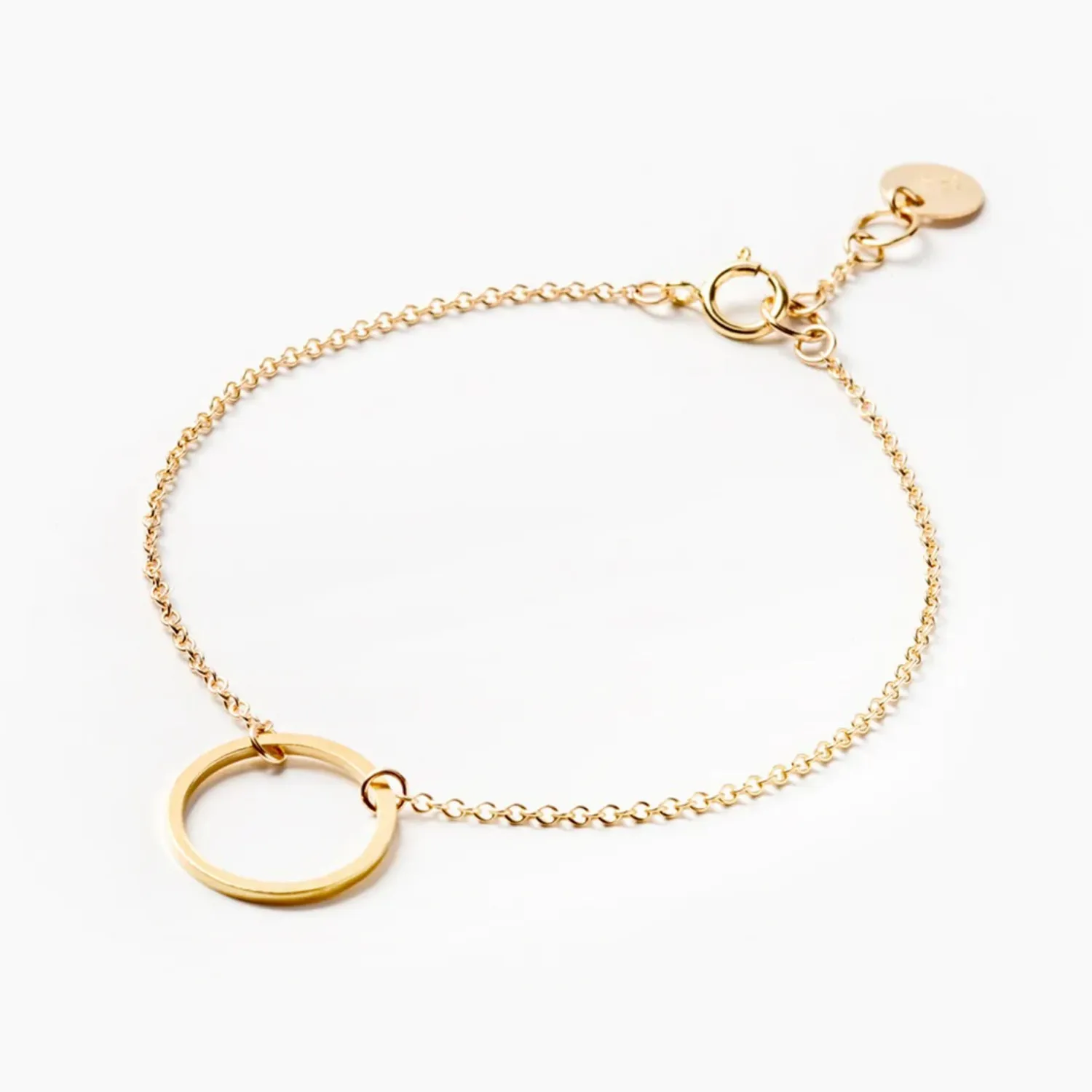 WANDERLUST LIFE Unity Circle Chain Bracelet - Gold