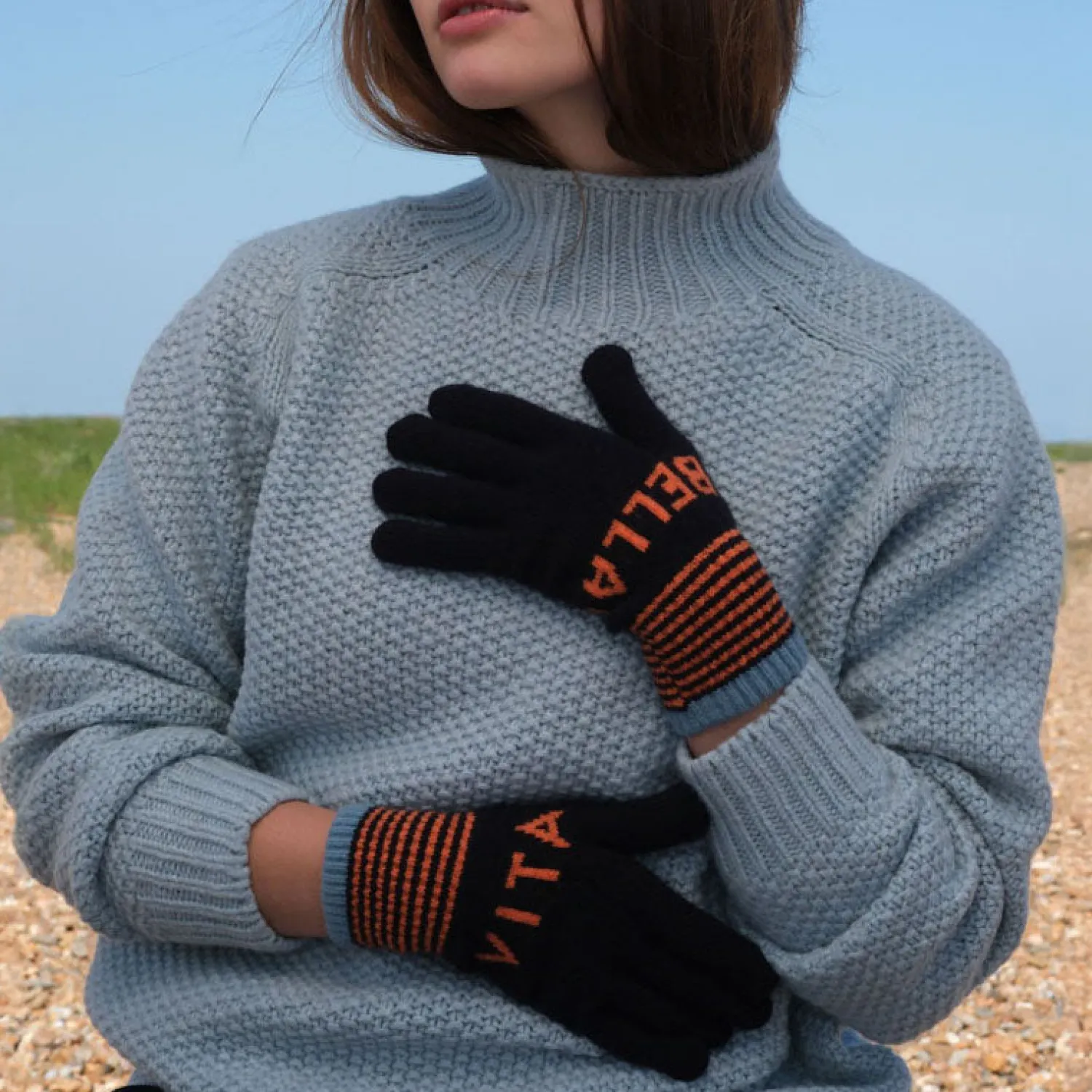 QUINTON & CHADWICK Vita Bella Gloves In Navy/Orange