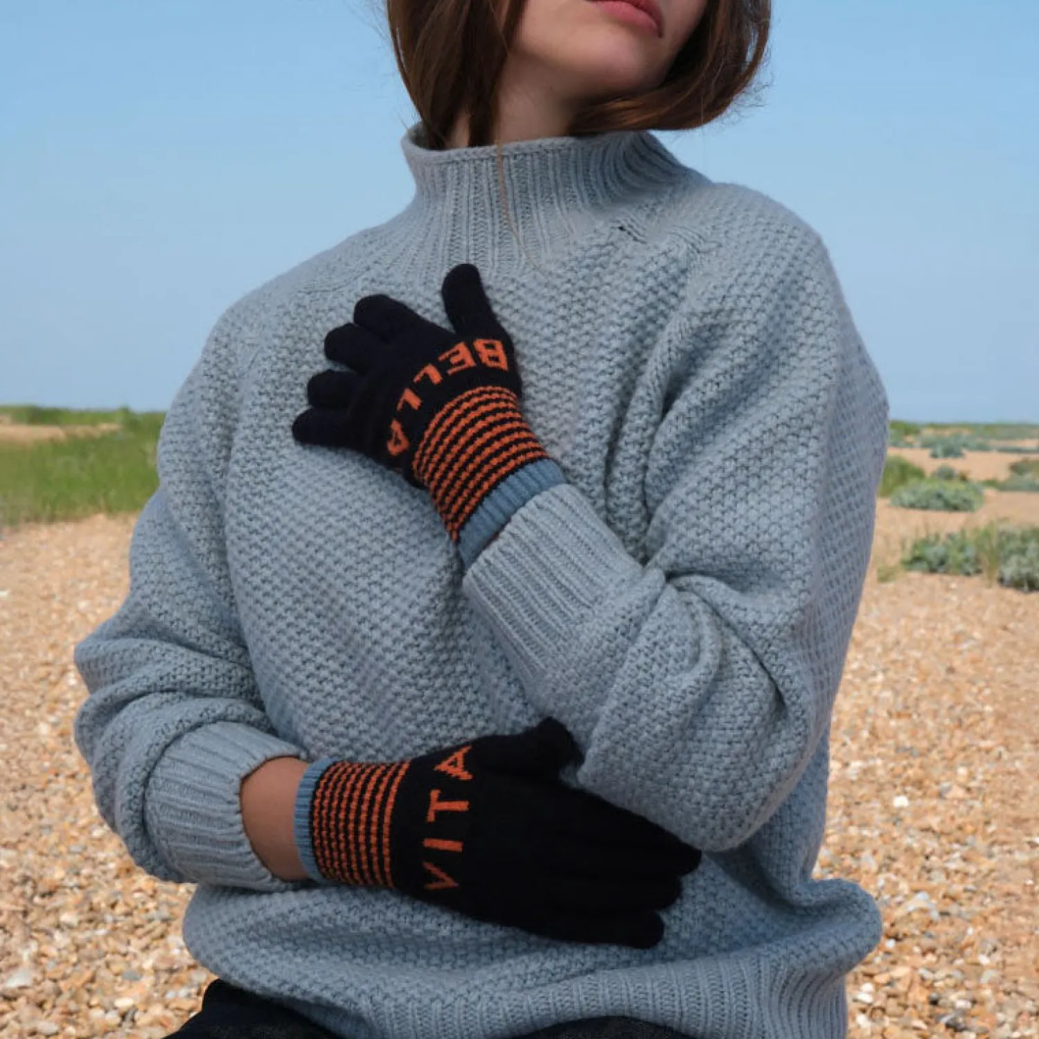 QUINTON & CHADWICK Vita Bella Gloves In Navy/Orange